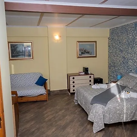 Bed & Breakfast Acquario 3*